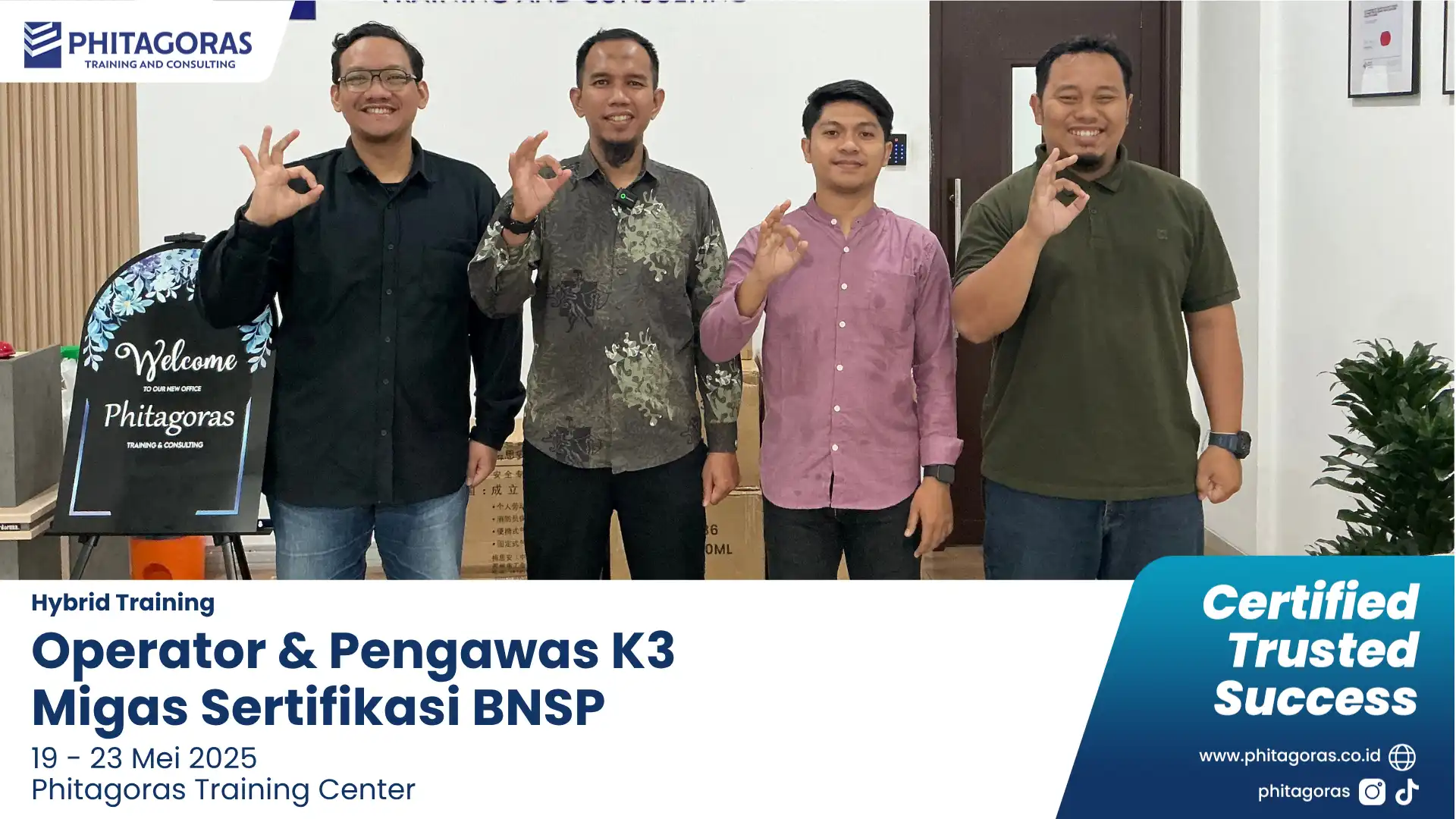 Foto Bersama para Peserta Hybrid Training Operator & Pengawas K3 Migas Sertifikasi BNSP - Phitagoras Training Center 19 - 23 Mei 2025