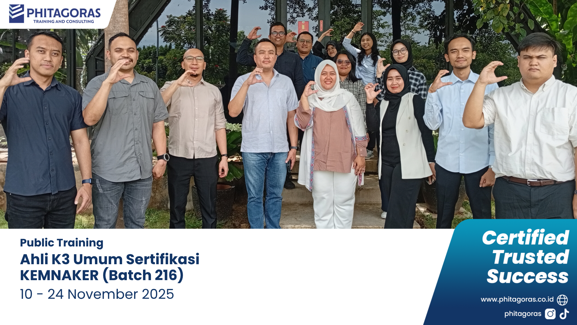 Foto Bersama Public Training Ahli K3 Umum Sertifikasi KEMNAKER (Batch 216) 10-24 November 2025